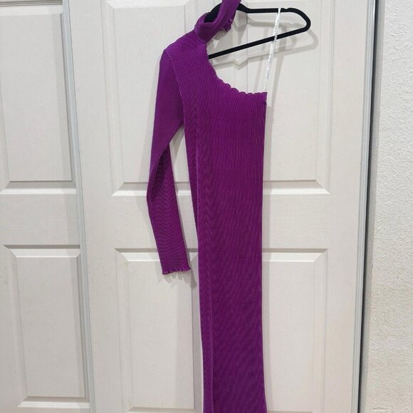 womens L'IDEE REVOLVE Soiree 90's Sleeved Gown in Grape Size 8 (sold‎ Out) - Picture 6 of 10